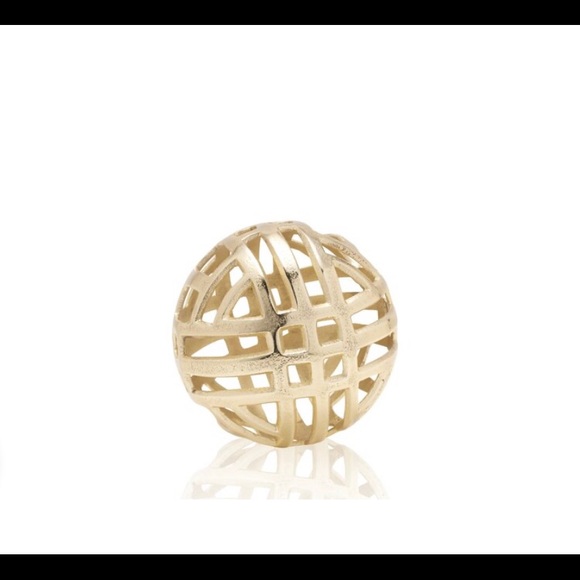 Scott living Metal Sculpture ,Decorative globe - Picture 3 of 3